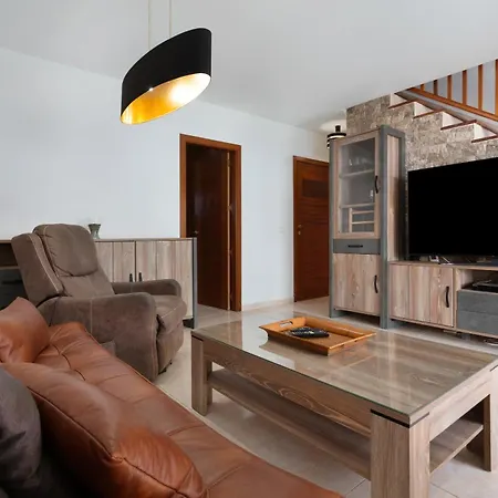 Sweet Playa Blanca Villa Yaiza (Lanzarote)